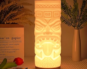 Lampe Tiki imprimée en 3D - Décoration de bar hawaïen, lampe polynésienne à double face, décoration intérieure, inspiration mug Tiki, lampe de chevet tropicale