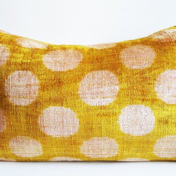 Sukan / SALE Yellow Silk Velvet Ikat Pillow Cover - Lumbar Pillow Cover - Gold Yellow Beige Color