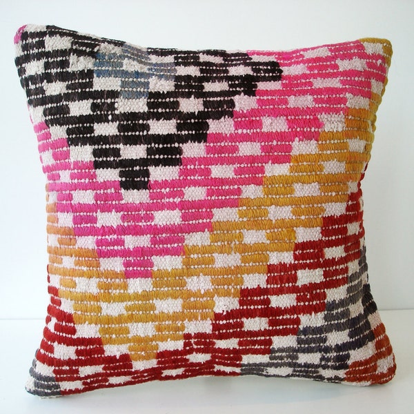 Sukan / Organic Shine Society Modern Bohemian Throw Pillow. Handwoven Wool Vintage Tribal Turkish Kilim Pillow Cover 16x16