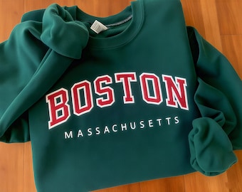 Bluza z okrągłym dekoltem Varsity z haftem, bluza retro, haft z okrągłym dekoltem, haft na zamówienie, spersonalizowana bluza, haftowana bluza