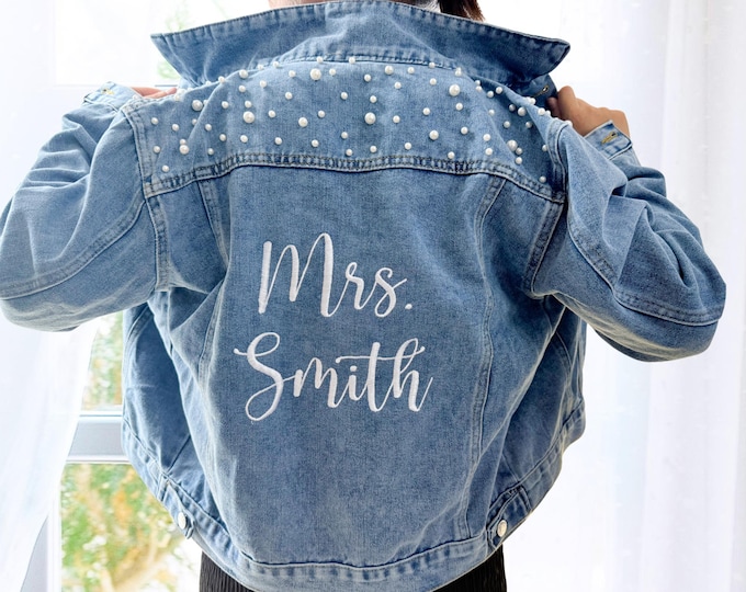Embroidered Bride Denim Jacket, Future Mrs Jacket,Wedding Jean Jacket,custom Bride Jacket,Wedding Jean Jacket,Wedding Gift,Bride