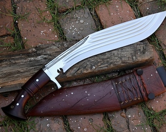 Cuchillo Chirra Kukri de acero elástico 5160 hecho a mano, mango de palisandro y funda de cuero.