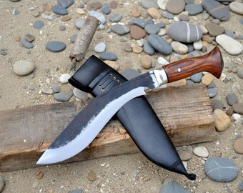 Cuchillo Kukri forjado a mano con funda de piel de vaca / Acero de alto carbono para caza, bushcraft y acampada