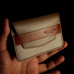 Aartis No. 6 - Cartera para tarjetas de visita - Taupe/Castaño - Cuero Buttero Conceria Walpier - Artículos de cuero hechos a mano