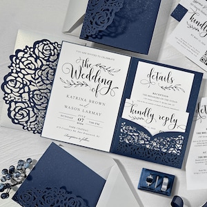 Navy Rose Laser Cut Einladungskarten Set, Personalisiertes Einladungsset, Hochzeitseinladungen, Doppelkarten