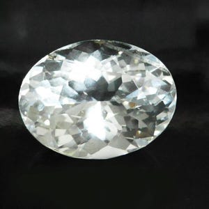 Orthoclase Feldspar 32.71 Carats – Rare Natural Collector’s Gemstone