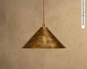 Ręcznie robiona lampa wisząca w kształcie stożka z oksydowanego mosiądzu, marokańska lampa Japandi