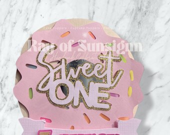 Sweet One Donut Cake Topper – Custom Name First Birthday Decoration – Pink Sprinkle Girl