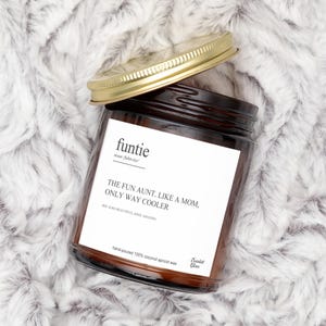 Vela con la definición de Funtie, regalo divertido para tía, vela con la definición de tía atrevida, regalo divertido para ella, regalo sorpresa para tía, agradecimiento a la tía