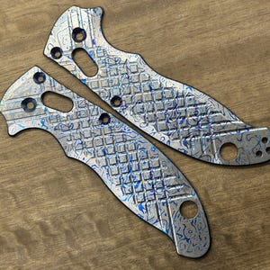 Spyderco Manix 2 Titanium Frag Alien Blue