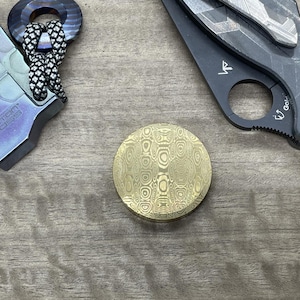 The Everyday Coin Brass Dama Ladder