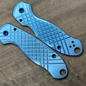 Spyderco Paramilitary 3 Titanium Frag Blue Anodized