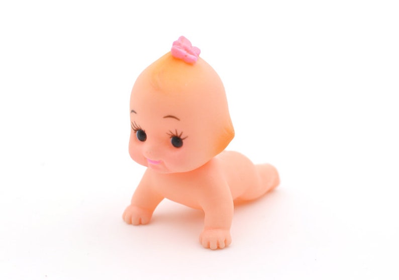 Kewpie BB Puppe Kunststoff Kewpie Puppe 528 cm hoch hergestellt in Japan 5cm Underarm Ribbon