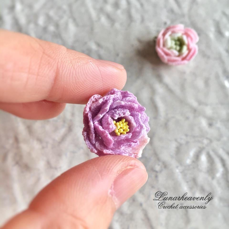 Flower Pip Yellow (thorn) XS 1-2x2mm 144pcs Made in Japan Perfect