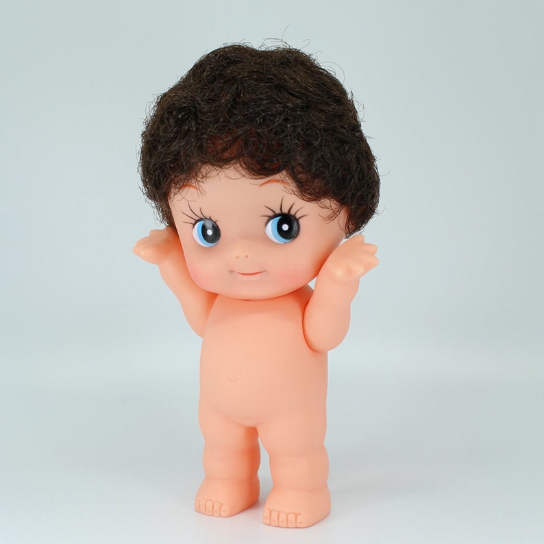 Kewpie BB Puppe Kunststoff Kewpie Puppe 528 cm hoch hergestellt in Japan 15cm Brown Hair