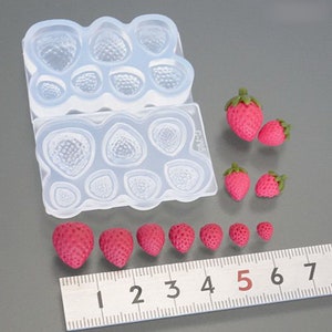 Lovely Fruit Mini 3D Strawberry (S) Molde suave de silicona de alta calidad para arcilla / resina / resina UV de Japón C-795