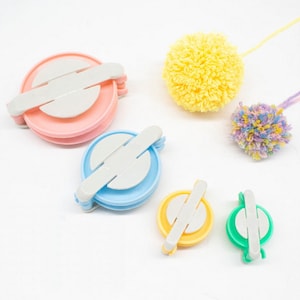 DIY Puff Ball Maker Pom Pom Maker 4 size X519