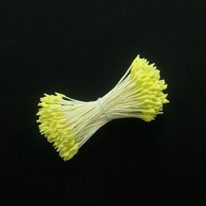 Flower Pip Yellow (thorn) L 2-3x5mm 144pcs Made in Japan perfect for crochet Flower / artificial flowers /  art flowers KP-68