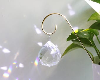 Crystal Plant Suncatcher – Rainbow Light Garden & Home Decor
