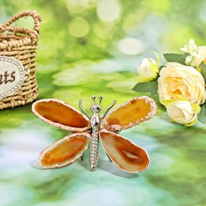 Natural Agate Butterfly - Handcrafted Gemstone Carving, Home Decor & Crystal Healing Gift, Crystal Butterfly Ornament (Four Colors)