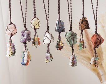 Colgante bohemio de cristal crudo para espejo retrovisor: detalle de piedra preciosa anudada a mano para coche