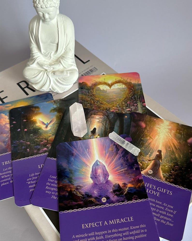 Guiding Light Oracle Cards: 44-card Spiritual Deck for Self-discovery ...