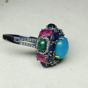 Anillo de ópalo, rubí y zafiro, anillo llamativo de plata de ley 925 con diamantes pavé, joyería vintage victoriana con diseño de racimo, cóctel maximalista, regalo