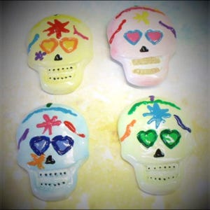 Ready To Paint Plaster Sugar Skull, Skull with Heart Eyes, Skull U Paint, DIY Plaster, PlasterCraft, Kids Crafts, DIY Chalkware, Paint Party