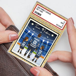 Tarjeta coleccionable personalizada de hockey número 1 para papá e hijos en estilo 2D, tarjeta deportiva personalizada para billetera, regalo de cumpleaños para el Día del Padre, tarjeta familiar con figura.