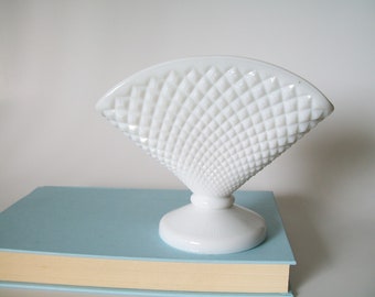 Vintage Westmoreland Fan Vase, Diamond Point/Hobnail, White Glass