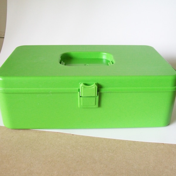 Vintage Wil-Hold Sewing Box, Lime Green Medium Size