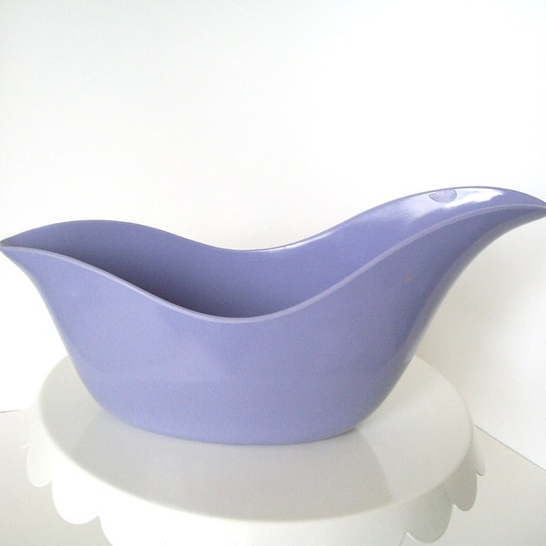 Vintage Royalon Melmac Gravy Boat, Lilac/Periwinkle, Mid-Century Modern, Retro Glamping, #322, Melamine