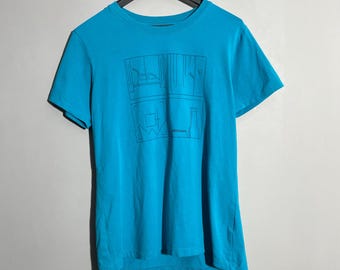 Arcteryx Women’s Tshirt size M