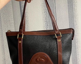 Bolsa de alça vintage Dooney & Bourke fabricada nos EUA
