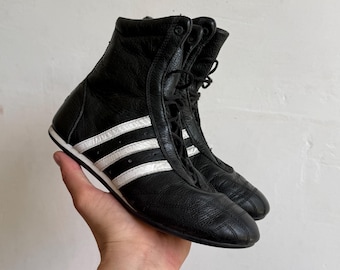 Botas de boxeo/lucha libre Adidas Prajna 07/03 00s de cuero negro estilo vintage, talla US 5 1/2