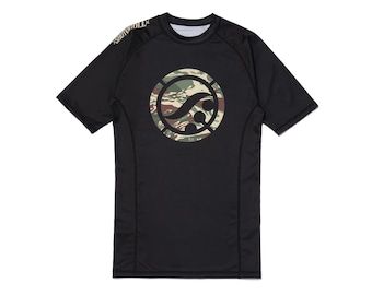 Camiseta de compresión Shoyoroll Black BF20 Camo Rash Guard: BJJ MMA