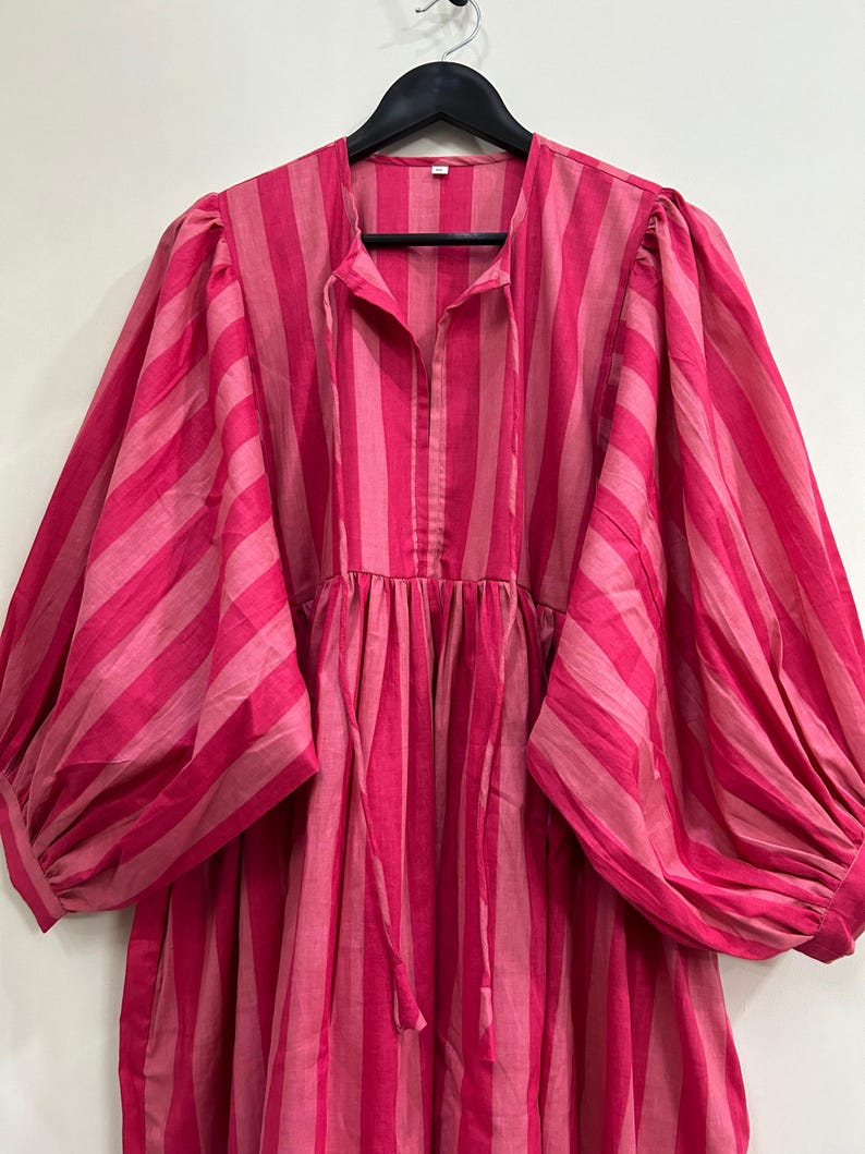 Comfortable loose fit cotton kaftan style midi dress.​