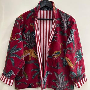 Rot Samt Dschungel Print Jacke Baumwolle Gefüttert Boho Animal Print Kimono One Size Mantel