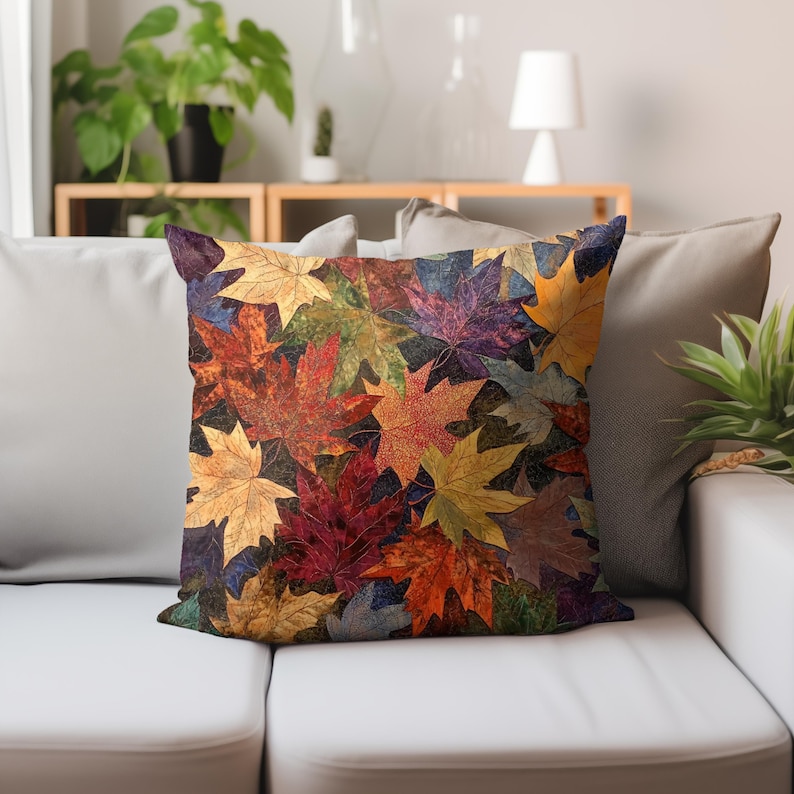 Funda de cojín con estampado de hojas de otoño, cojín con diseño de hoja de arce otoñal, decoración botánica batik, cojín rústico de bosque, detalle decorativo para el hogar en Acción de Gracias. imagen 3