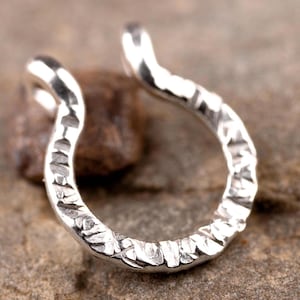 Hammered Fine Silver Fake Septum Ring: 14ga Clip-On Jewelry
