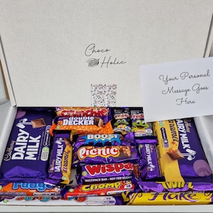 Scatola regalo di Pasqua Cadbury Dairy Milk Deliziosi cioccolatini per i tuoi momenti speciali Biglietto con messaggio gratuito Cesto regalo personalizzato per cassetta delle lettere British