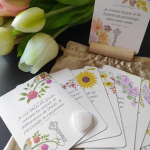 Cartes "Saison printemps" d'affirmations positives. 36 cartes bien-être, développement personnel et pensée positive en français.