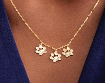 Paw Print Name Necklace, Personalized Tiny Dog Paw Necklace, Minimalist Paw Necklace, Animal Necklace, Pet Necklace, Personalized necklace