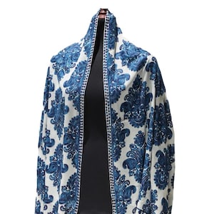 Handcrafted Cream White Silk Pashmina Shawl with Intricate Blue Motif Embroidery – Authentic Kashmiri Artisan Craftsmanship