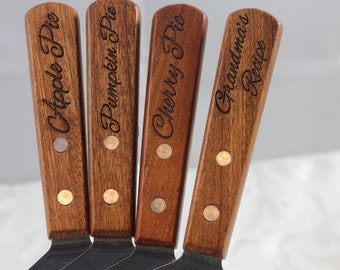 Wood Handle Engraved Pie Server - Personalized