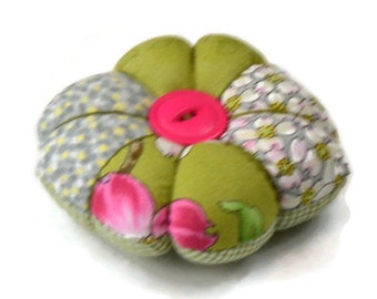 Pin Cushion, Pink and Green Pin Cushion, Sewing Accessories, Quilting Accessories, Pins and Needles, Haberdashery, Craft Supplies