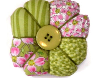 Pin Cushion, Pink and Green Pin Cushion, Sewing Accessories, Quilting Accessories, Pins and Needles, Haberdashery, Craft Supplies