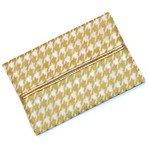 Travel Tissue Holder, Purse Size Tissue Holder, Travel Tissue Cozy, Pocket Tissue Holder, Personal Size Tissue Case