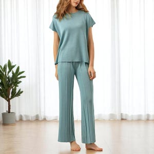 Knit Lounge Set: Women’s Short Sleeved Top & Wide-Leg Pants, Casual Lightweight Co-Ord