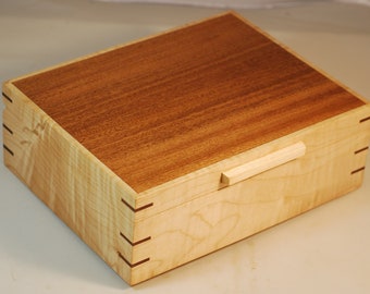 Maple and Sapele  Watch Box- Holds 6 watches -Maple/Sapele